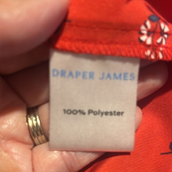 Draper James Red  Floral Tie Neck Top Sz S NWOT - Picture 7 of 8